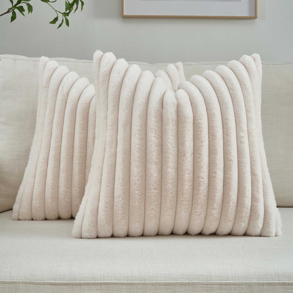 FUTEI Pack of 2 Faux Fur Throw Pillow Covers 18x18 Inch, Cream White