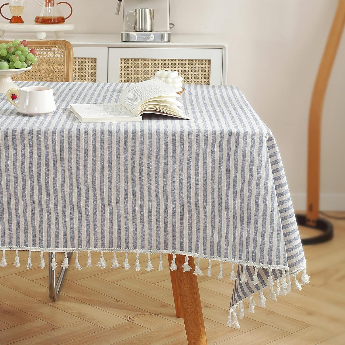 meioro Table Cloth Blue White Striped Tablecloth with Tassels Cotton Linen Dust-Proof Table Cover for Dining Buffet Kitchen Picnic Tables, Parties Holiday Indoor Outdoor Tablecloths (39x55 Inch)