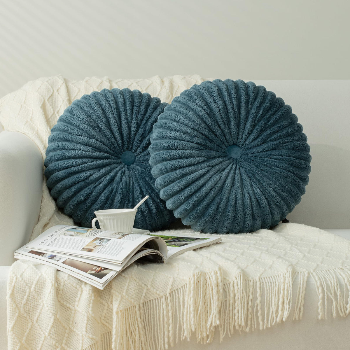 HIG Set of 2 Olive Velvet Decorative Round Pleated Throw Pillows