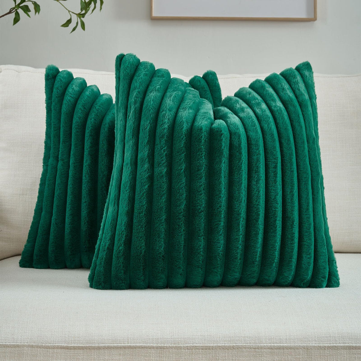 FUTEI Pack of 2 Faux Fur Throw Pillow Covers 18x18 Inch, Cream White