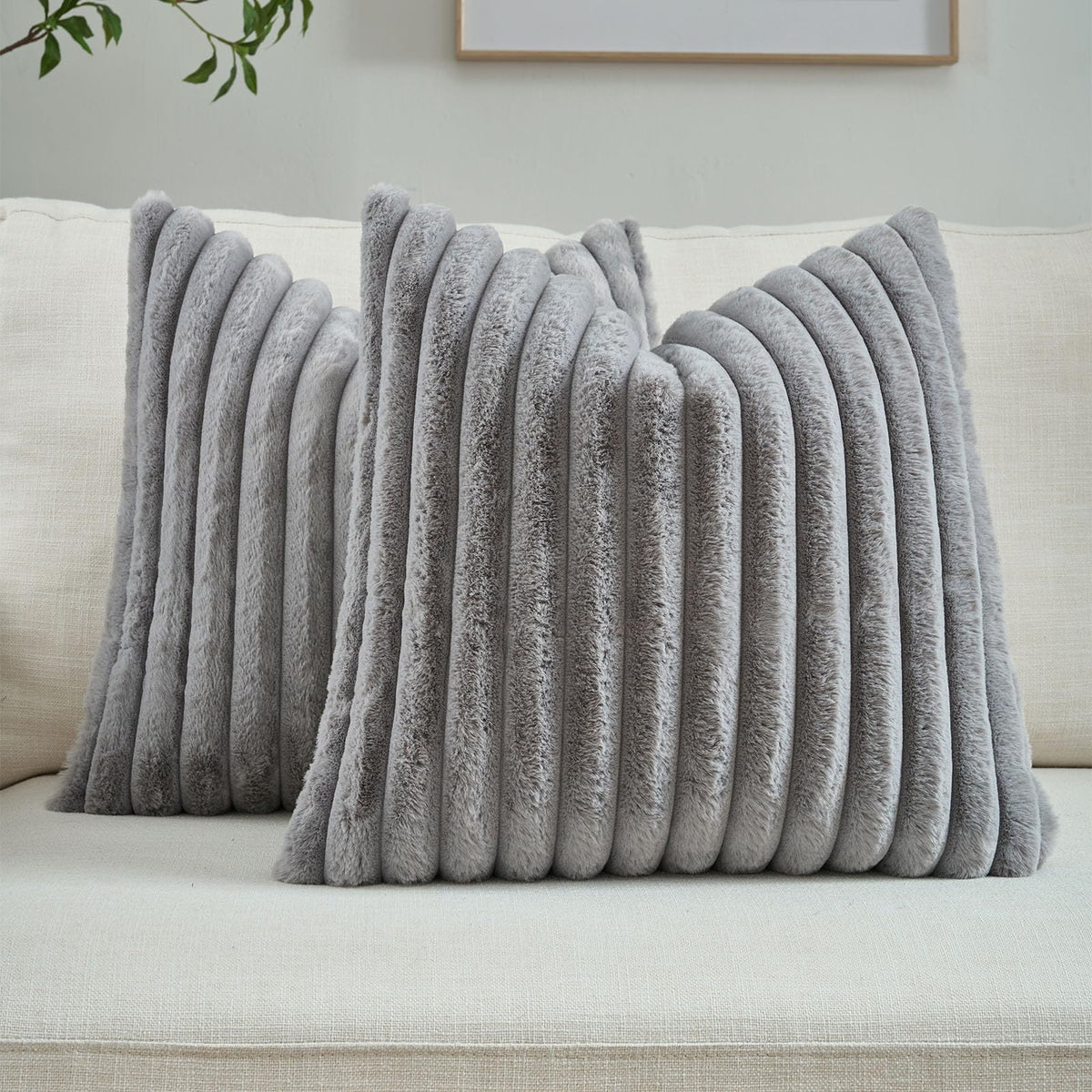 FUTEI Pack of 2 Faux Fur Throw Pillow Covers 18x18 Inch, Cream White