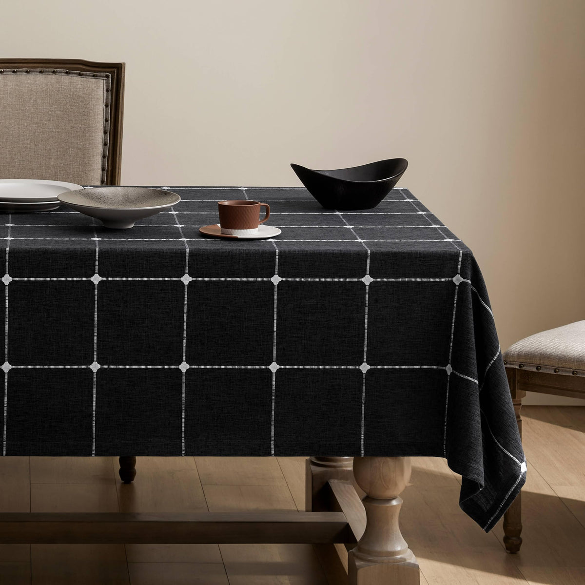 ZeeMart Grid Embroidered Rectangle Hemmed Tablecloths 60x120in, Blue