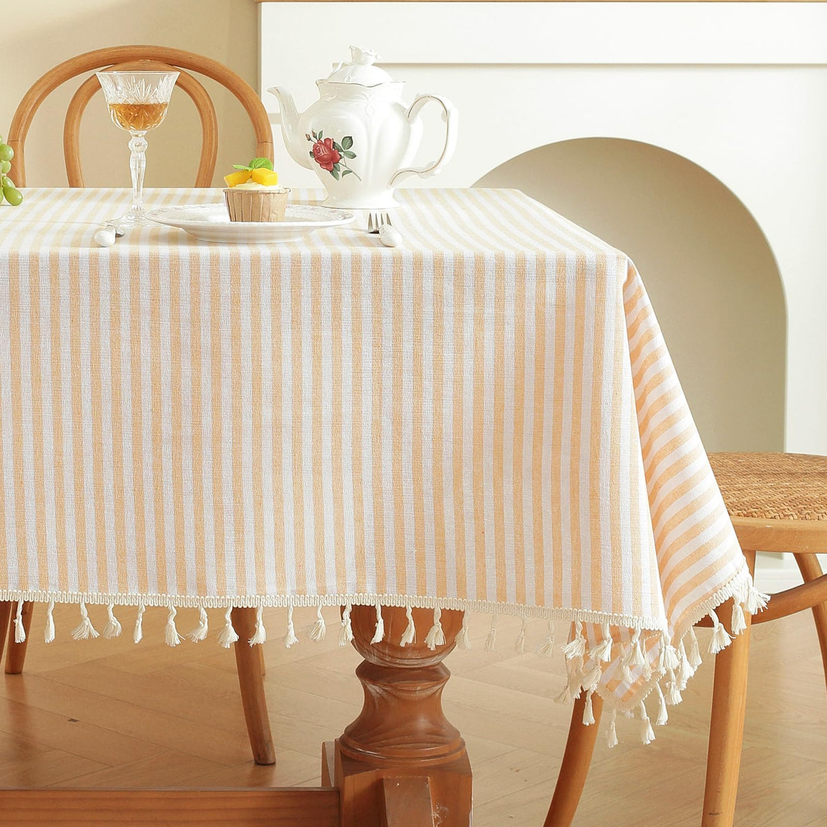 meioro Table Cloth Blue White Striped Tablecloth with Tassels Cotton Linen Dust-Proof Table Cover for Dining Buffet Kitchen Picnic Tables, Parties Holiday Indoor Outdoor Tablecloths (39x55 Inch)