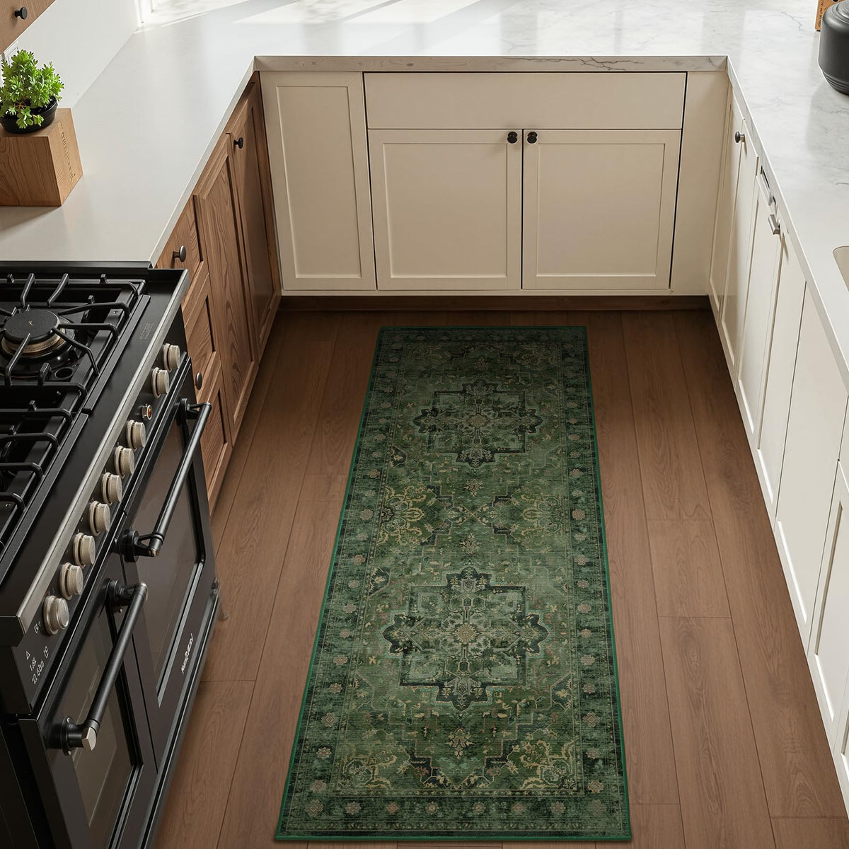 Vintage Dark Green Area Rugs 5x7 for Living Room, Tranditional Distressed Medallion Printed Low Pile Thin Rugs for Bedroom, Non Slip Washable Carpet Rugs for Dining Room/Kitchen/Home Office