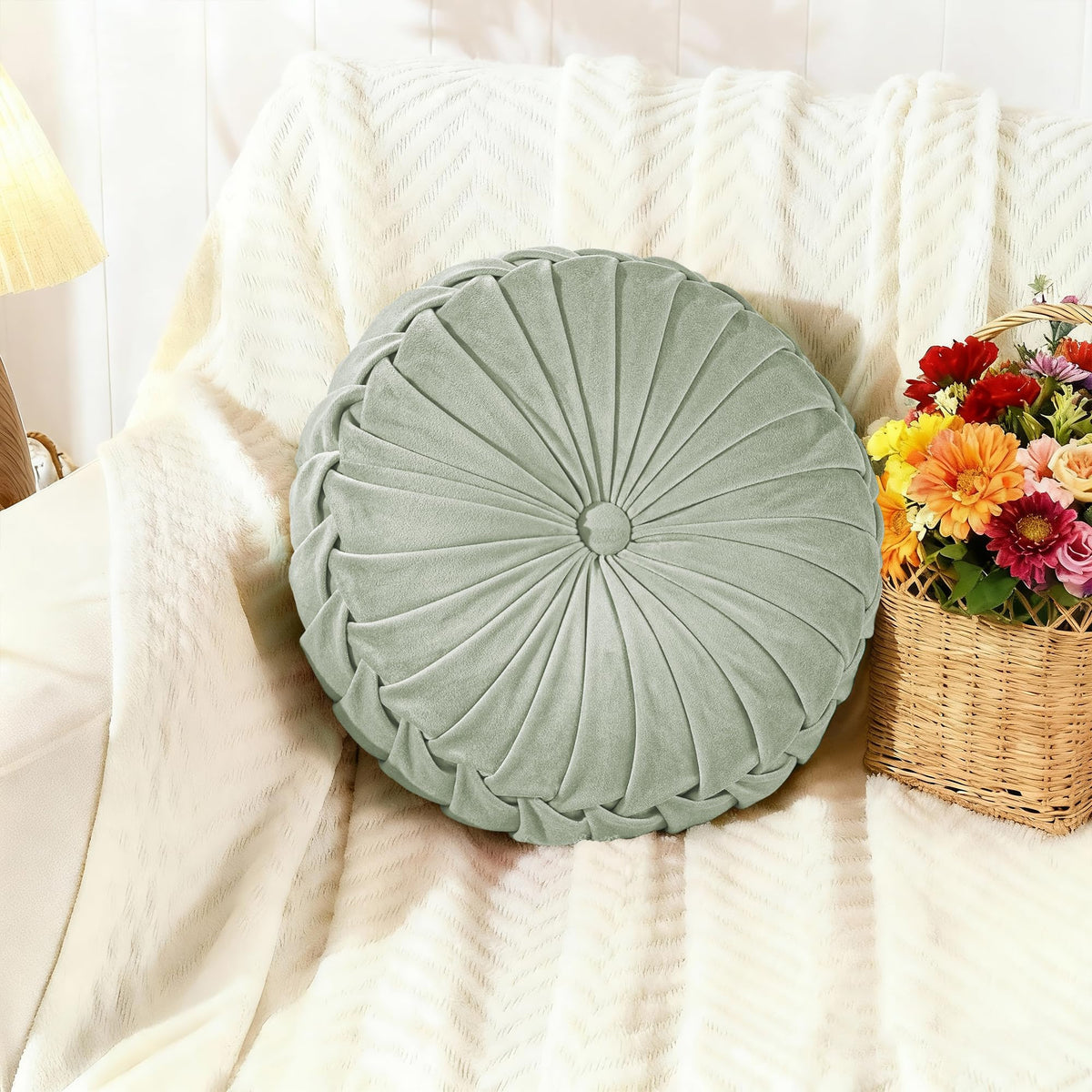 ROSE&RISY Round Pleated Velvet Throw Pillow, 1 Pack Decorative Accent Pumpkin Pillow Cushion for Couch Sofa Bed, Soft Plush Retro Vanity Throw Pillows for Home Decor, 14.5 Inch, Olive Green