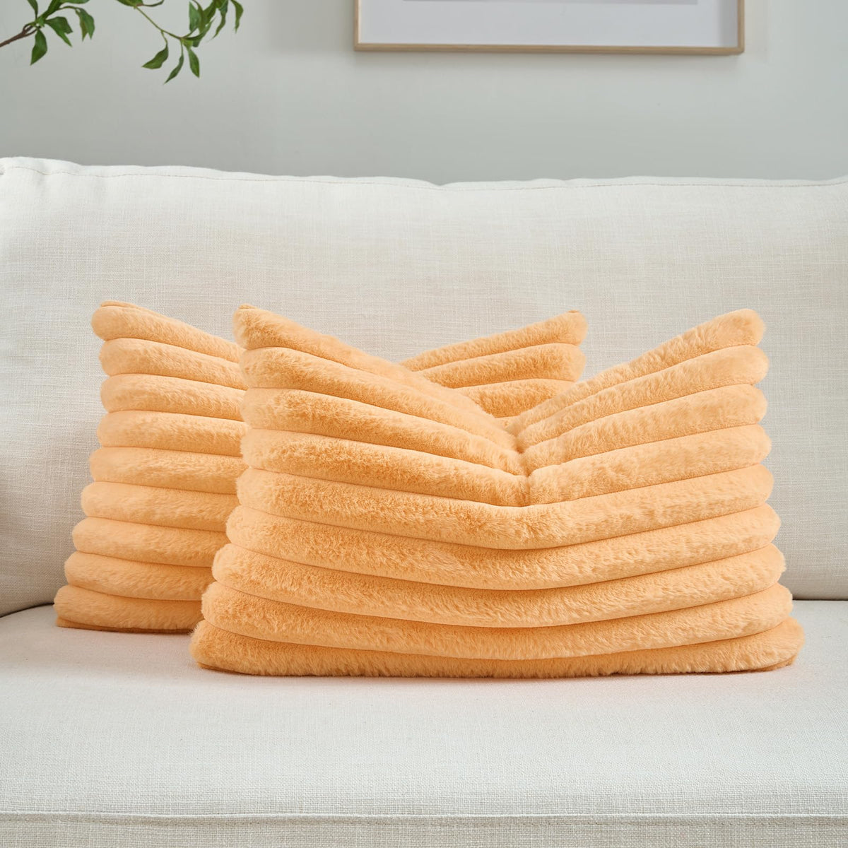 FUTEI Pack of 2 Faux Fur Throw Pillow Covers 18x18 Inch, Cream White