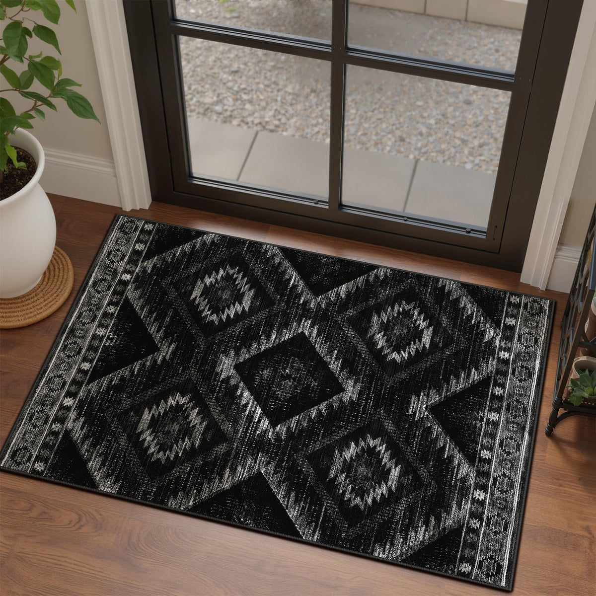 BESTSWEETIE 5'x7' Washable Area Rug for Living Room Bedroom Black
