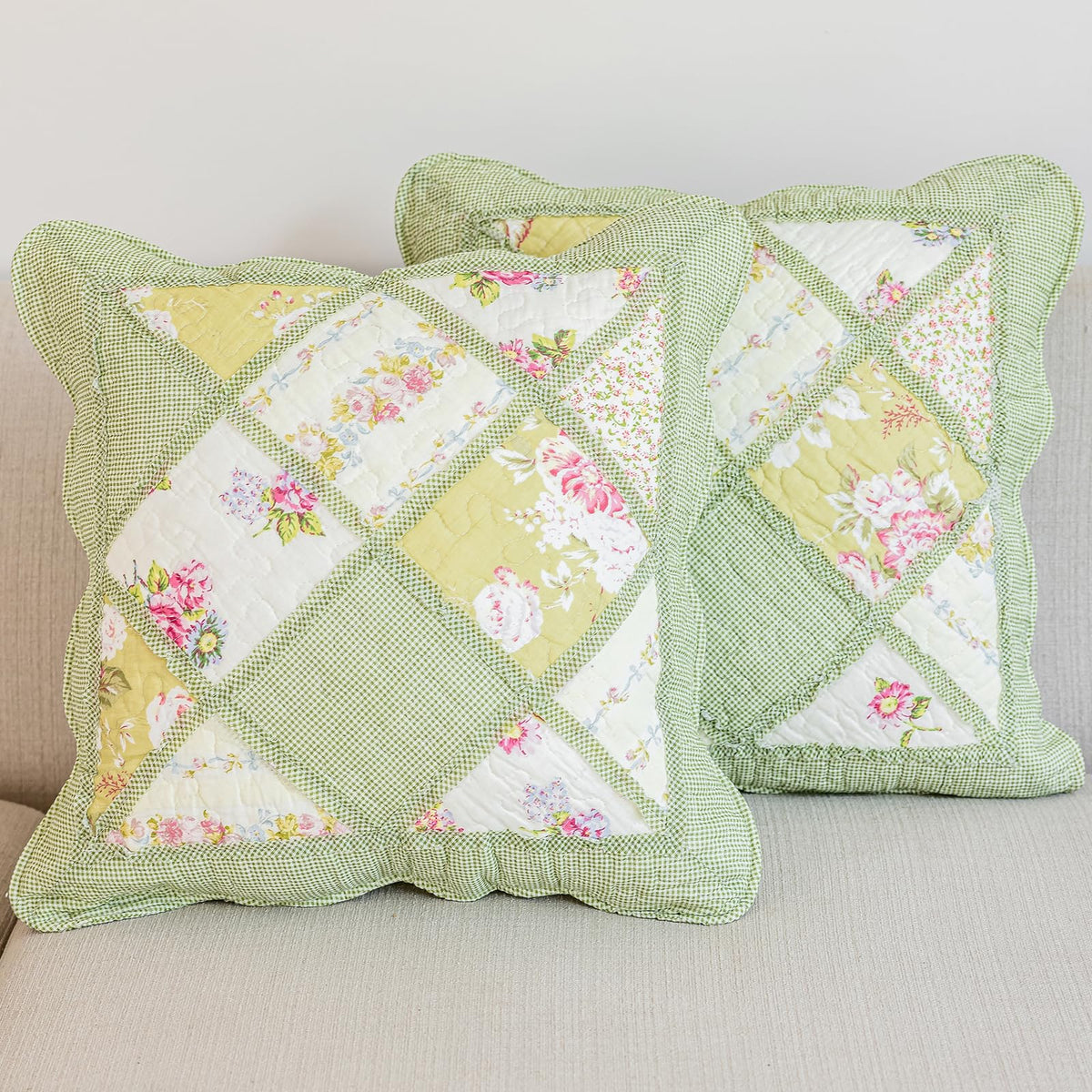 vctops Set of 2 Quilted 100% Cotton Boho Throw Pillow Covers 18" x 18" Farmhouse Country Floral Patchwork Decorative Cushion Cover, Patchwork Flower M
