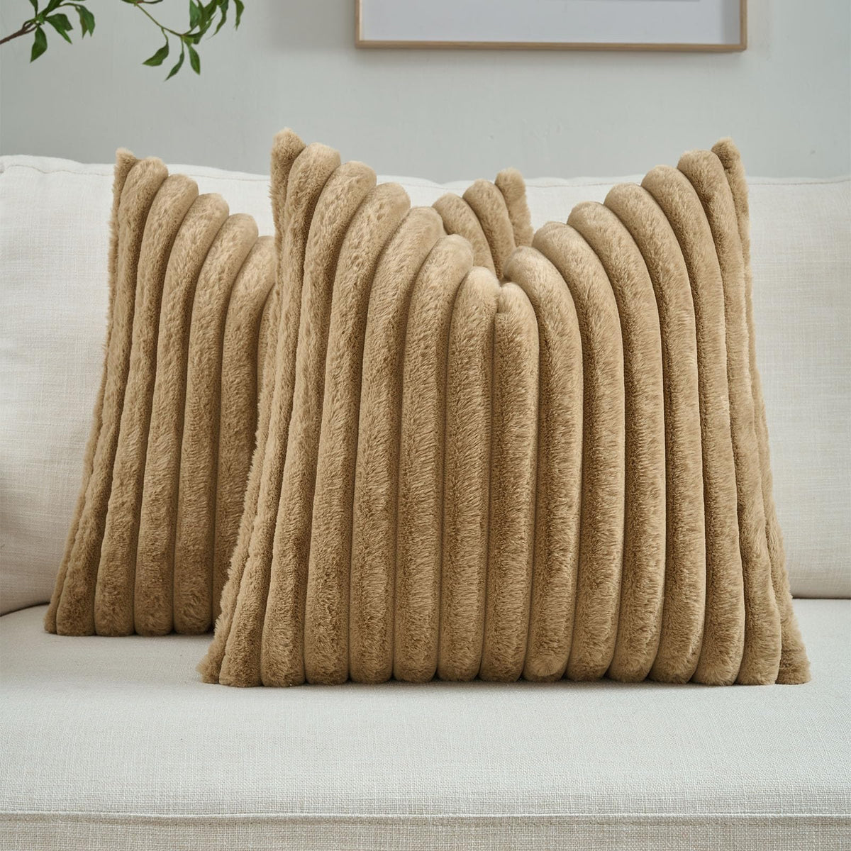 FUTEI Pack of 2 Faux Fur Throw Pillow Covers 18x18 Inch, Cream White
