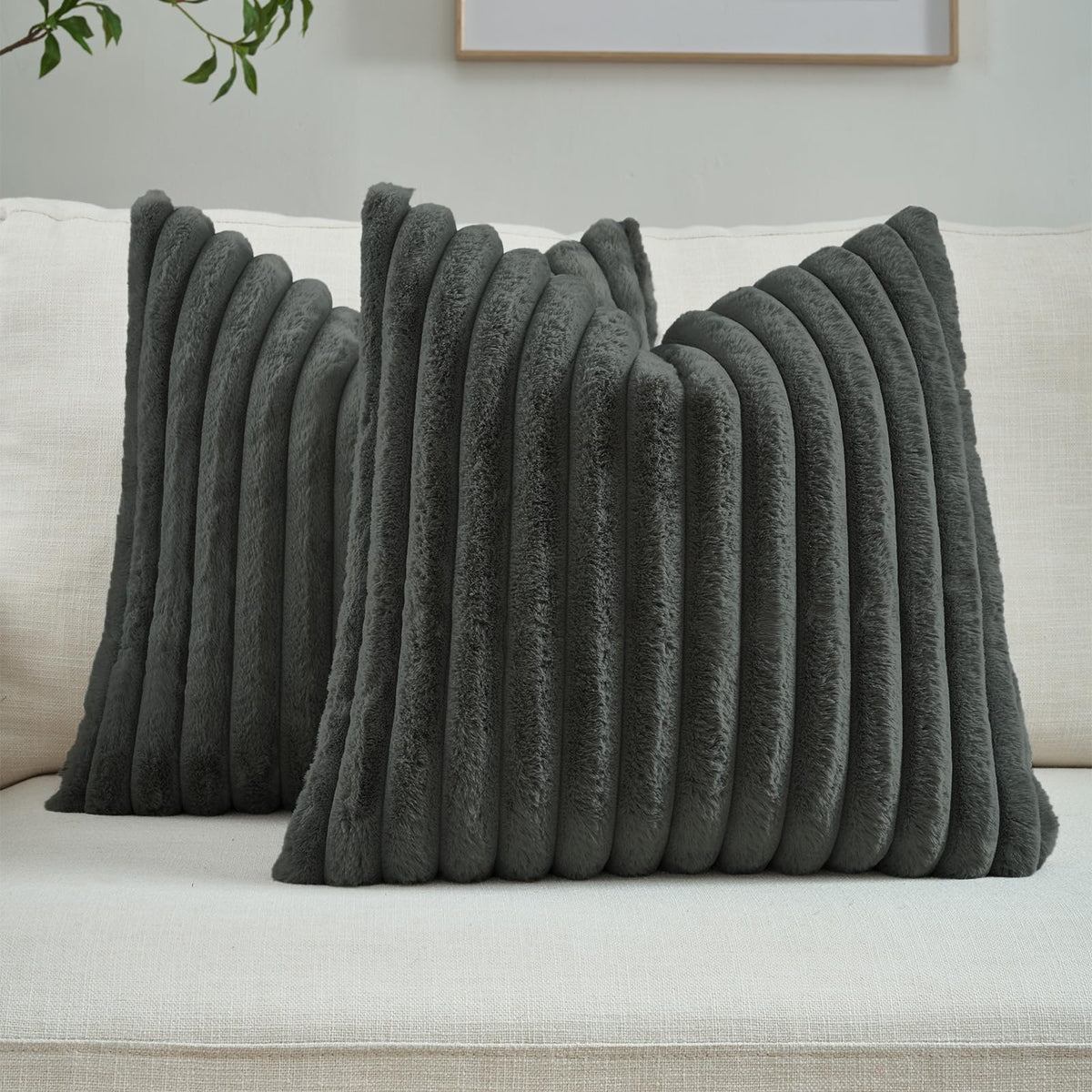 FUTEI Pack of 2 Faux Fur Throw Pillow Covers 18x18 Inch, Cream White