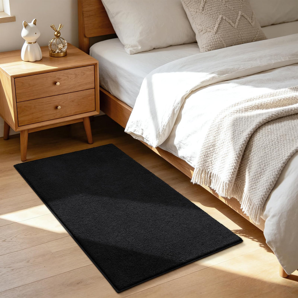 ISEAU 4x6 Soft Area Rug for Bedroom, Washable and Non-Slip, Purple