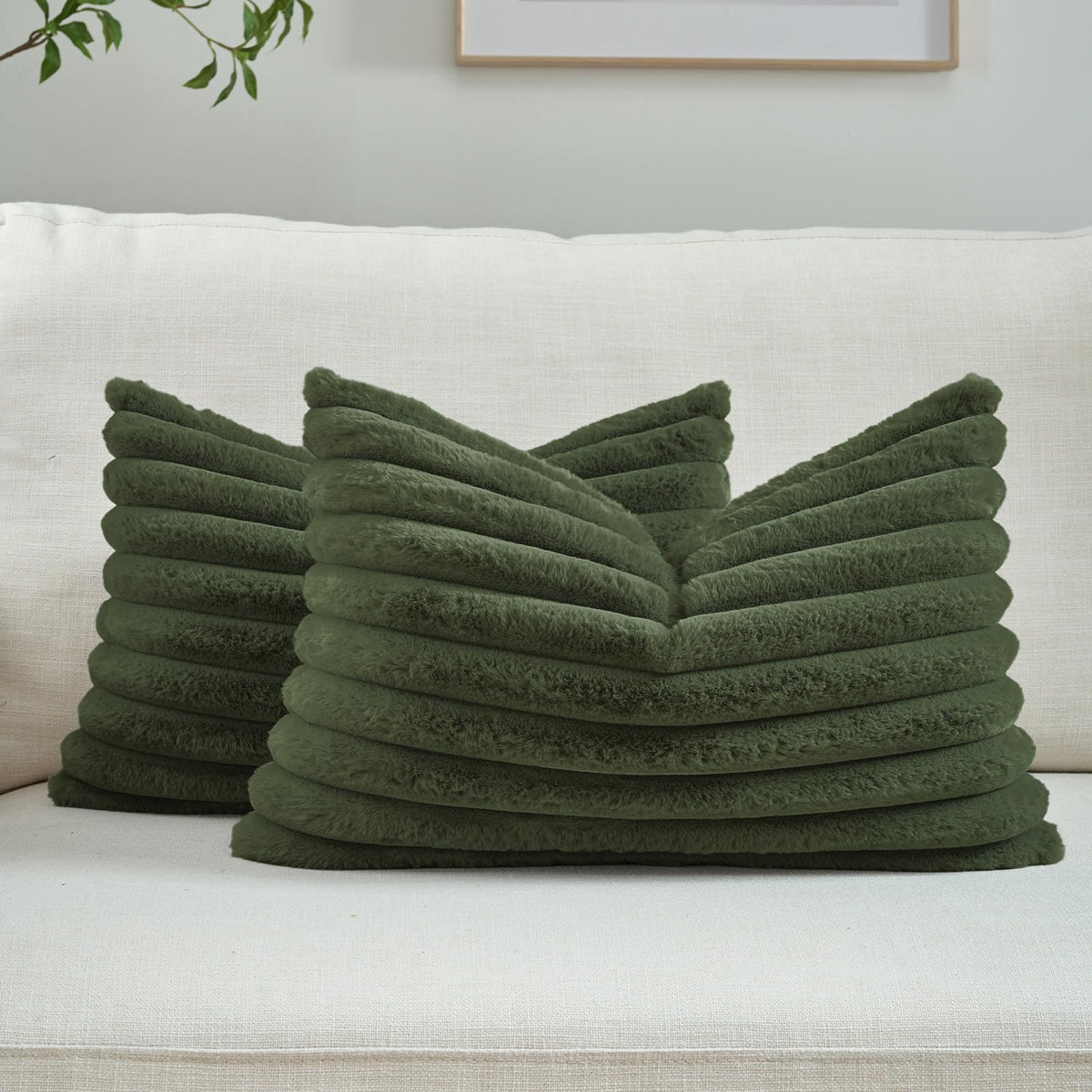 FUTEI Pack of 2 Faux Fur Throw Pillow Covers 18x18 Inch, Cream White