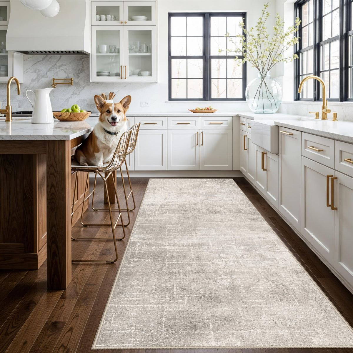 Hallway Washable Runner Rug - 2x10 Kitchen Rugs Entryway Rug Runner Vintage Soft Floor Mat Non Slip Indoor Farmhouse Carpet for Bathroom Living Room Bedroom (2 X 10, Beige)