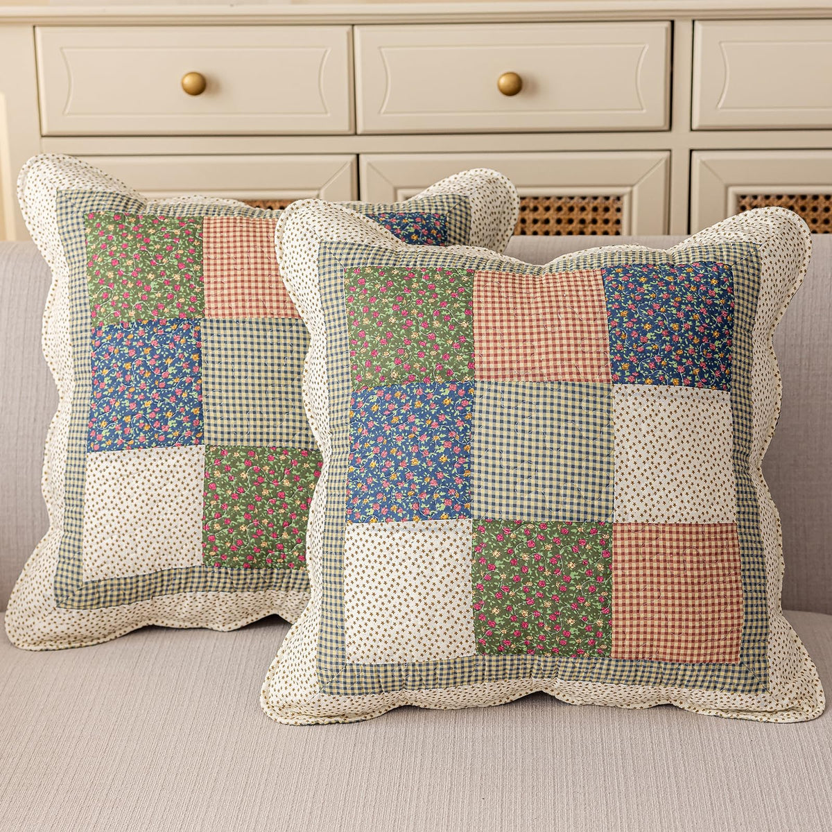 vctops Set of 2 Quilted 100% Cotton Boho Throw Pillow Covers 18" x 18" Farmhouse Country Floral Patchwork Decorative Cushion Cover, Patchwork Flower M