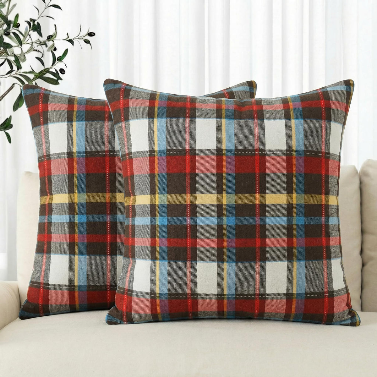 AVOIN colorlife Fall Caramel Brown Plaid Decorative Throw Pillow Covers, 18 x 18 Inch Holiday Scottish Tartan Cushion Case Farmhouse Decoration for Sofa Couch Set of 2