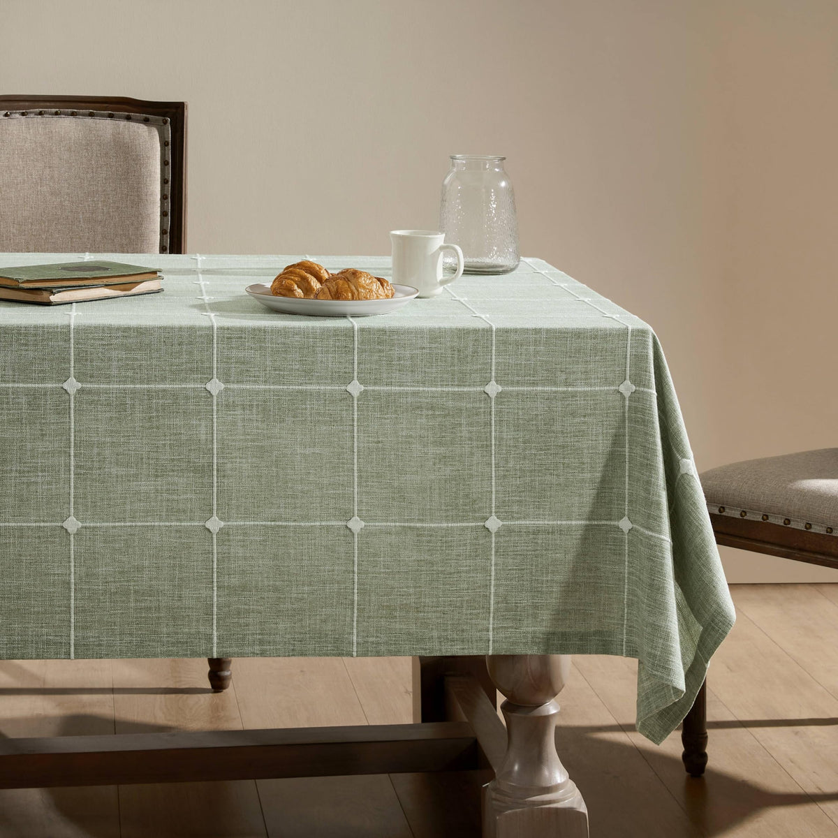 ZeeMart Grid Embroidered Rectangle Hemmed Tablecloths 60x120in, Blue
