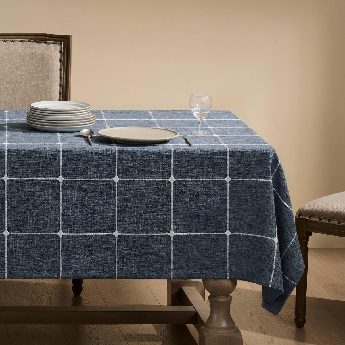 ZeeMart Grid Embroidered Rectangle Hemmed Tablecloths 60x120in, Blue