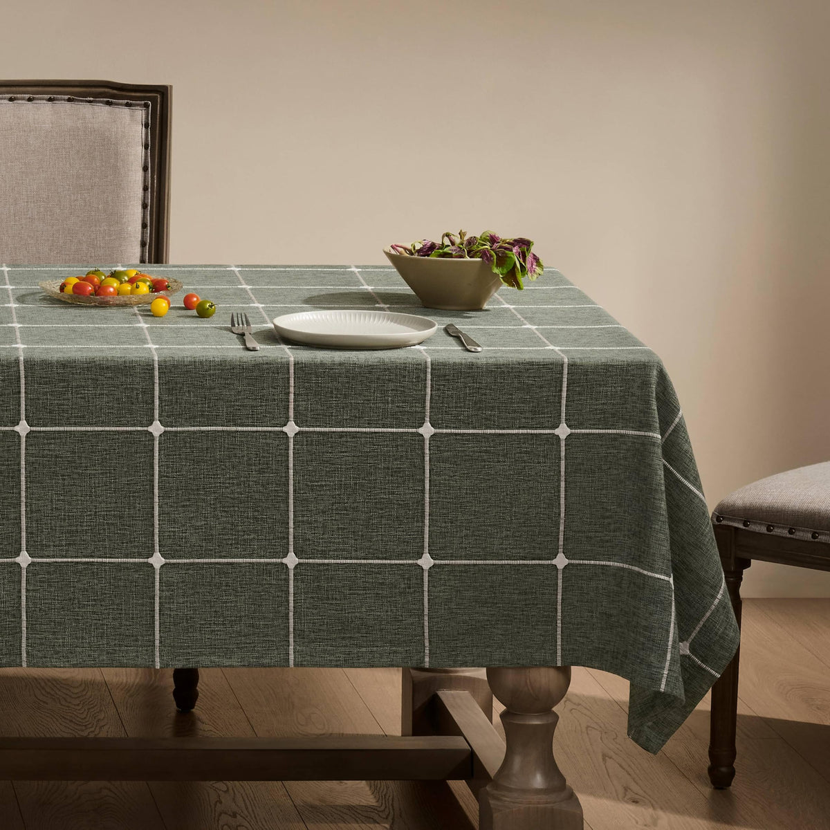 ZeeMart Grid Embroidered Rectangle Hemmed Tablecloths 60x120in, Blue
