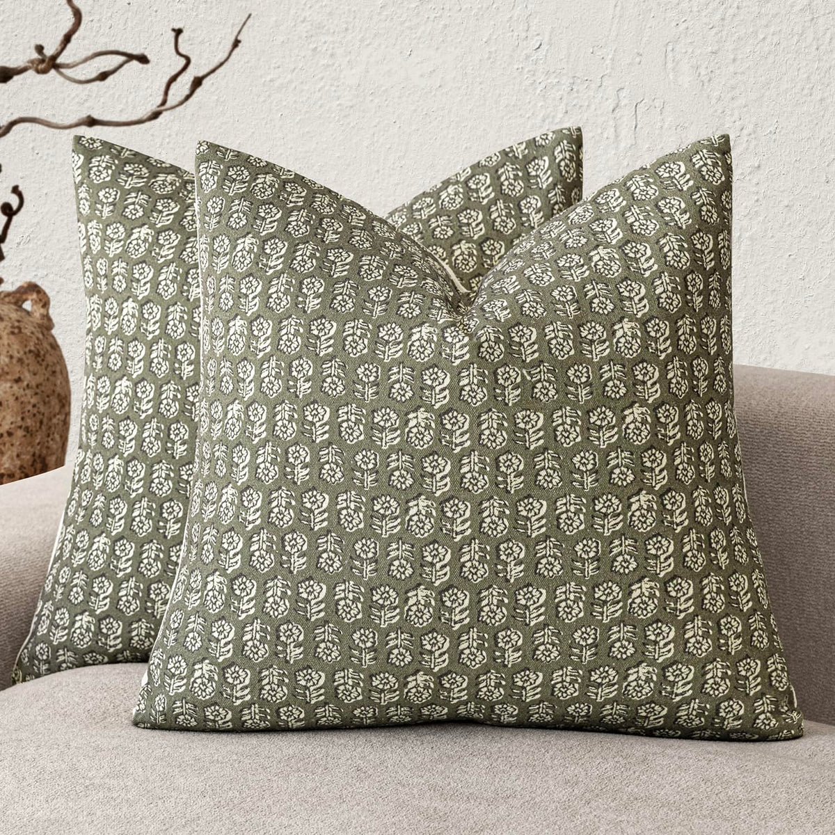 Foindtower Decorative Floral Print Throw Pillow Covers 20×20 Inch,Brown