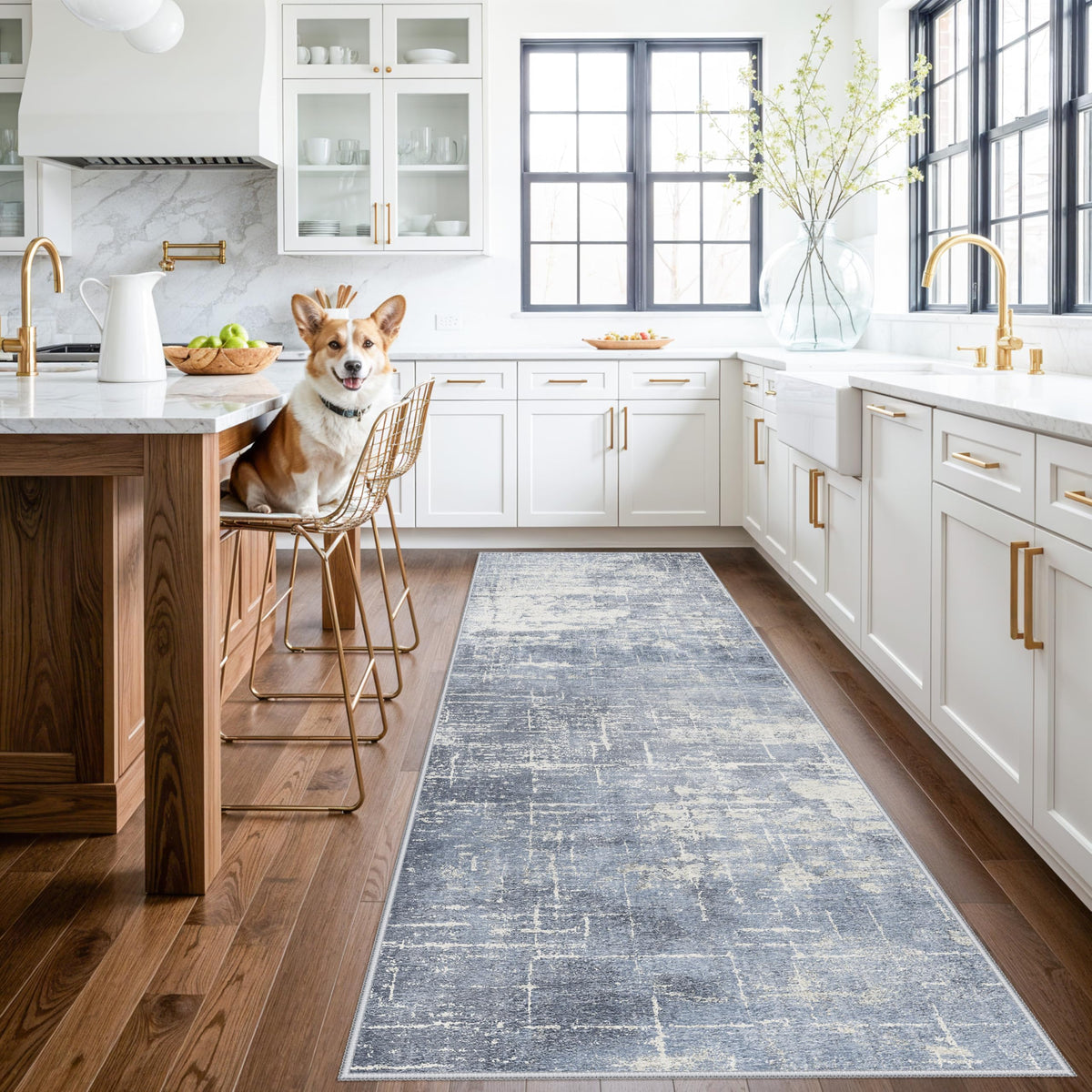 Hallway Washable Runner Rug - 2x10 Kitchen Rugs Entryway Rug Runner Vintage Soft Floor Mat Non Slip Indoor Farmhouse Carpet for Bathroom Living Room Bedroom (2 X 10, Beige)