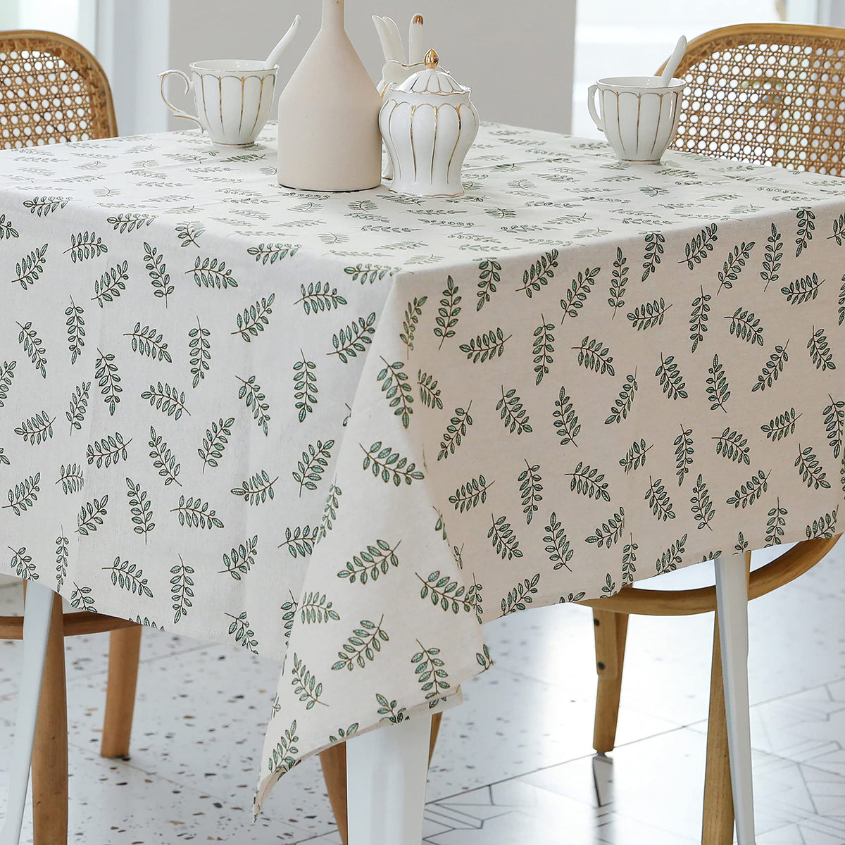 YiHomer Pastoral Rectangle Table Cloth 100% Polyester Fabric 60 x 102 Inch
