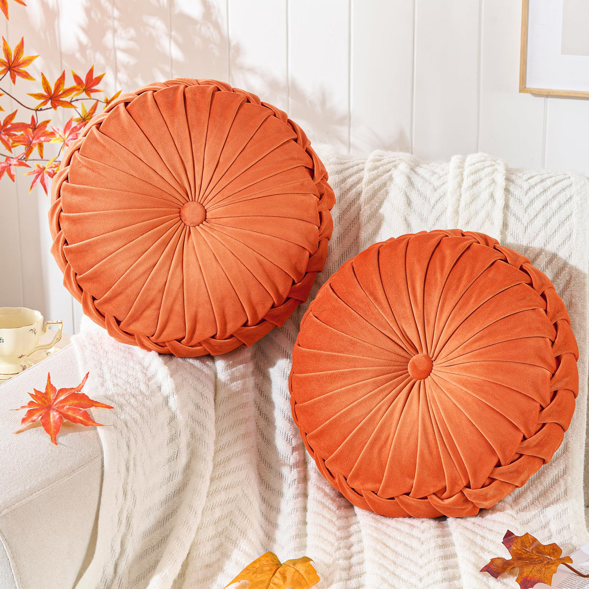 ROSE&RISY Round Pleated Velvet Throw Pillow, 1 Pack Decorative Accent Pumpkin Pillow Cushion for Couch Sofa Bed, Soft Plush Retro Vanity Throw Pillows for Home Decor, 14.5 Inch, Olive Green