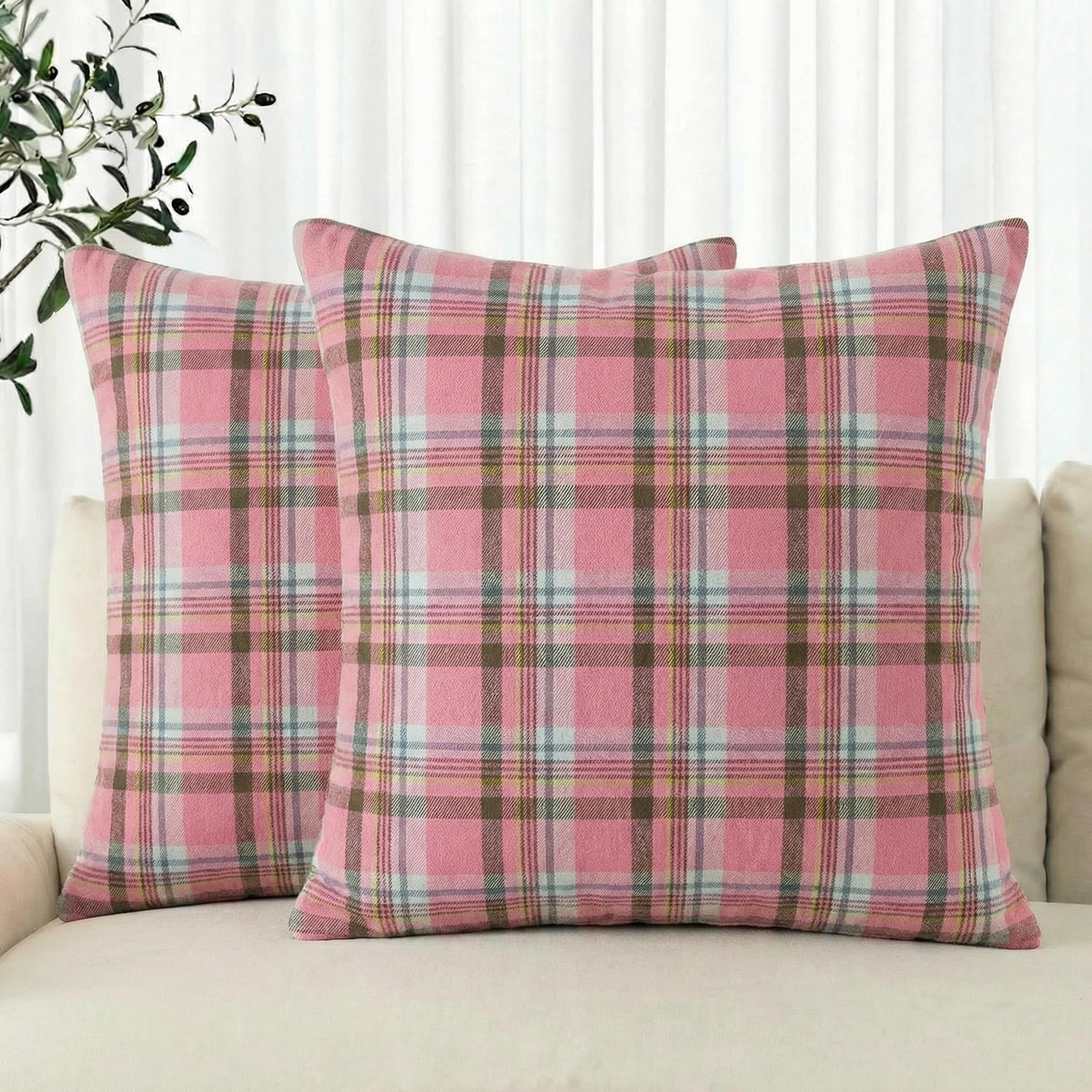 AVOIN colorlife Fall Caramel Brown Plaid Decorative Throw Pillow Covers, 18 x 18 Inch Holiday Scottish Tartan Cushion Case Farmhouse Decoration for Sofa Couch Set of 2